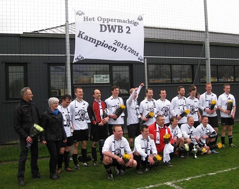 DWB 2 sponsor slaapkenner theo bot zwaag,Rick,Rudy,Sonny,Wesley,Martijn,Ruud,Roy,Chris,Mike,Eric,Ruben,Youri,Jorrit,Remco,Maarten,Don,Arjen,Bas,Pieter,Ben,Meindert,elly.